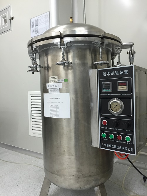 1544599761145791.jpg 22hh_fscsy.jpg